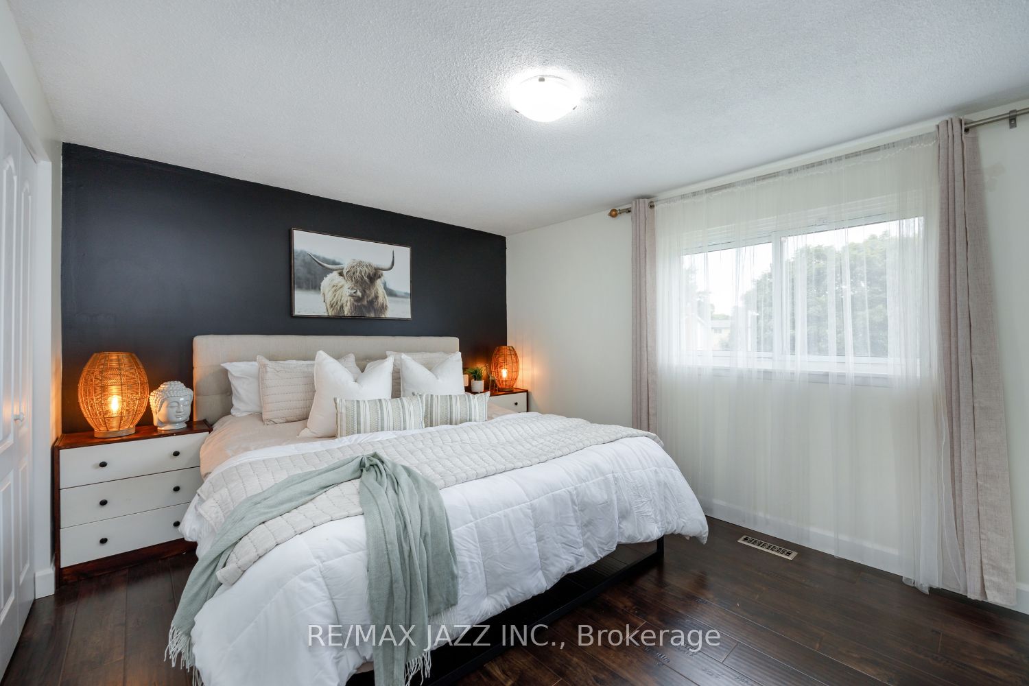 22 Roser Cres