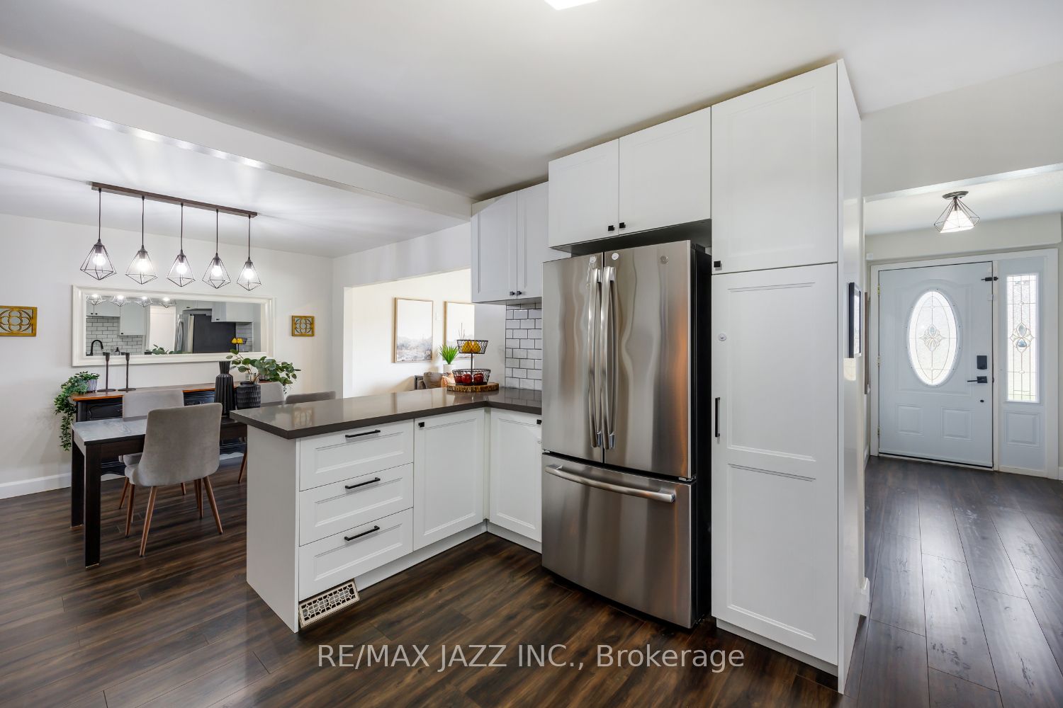 22 Roser Cres