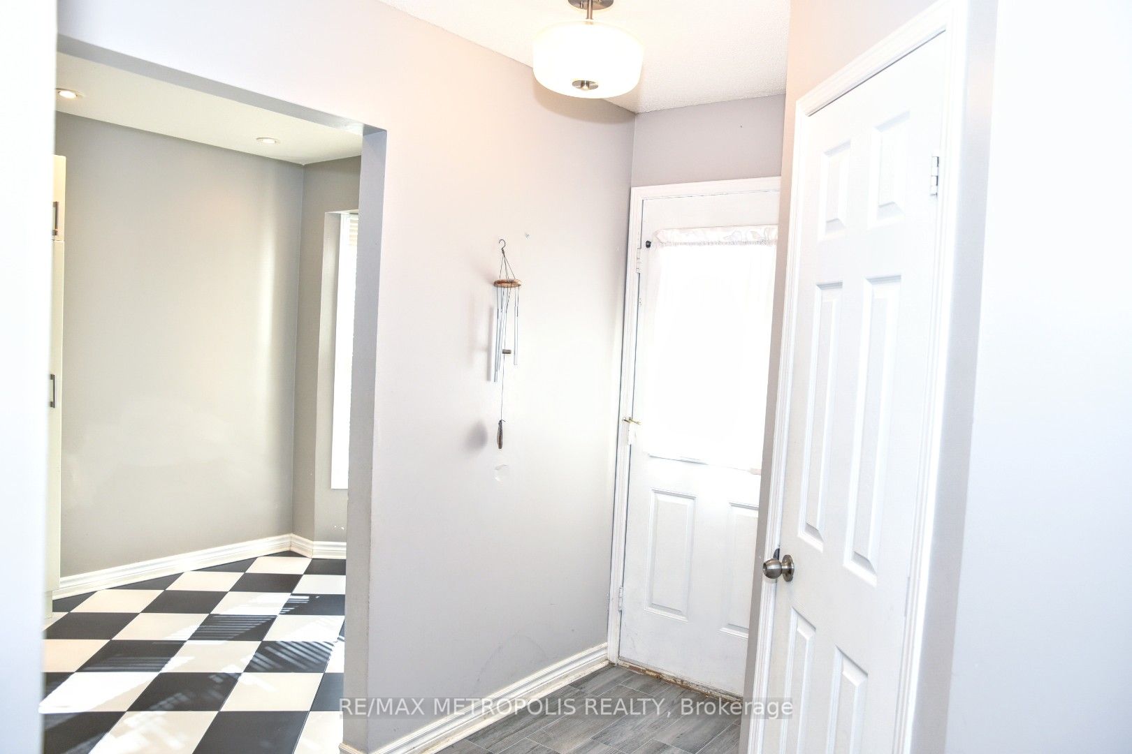 85 Barnes Drive #Main