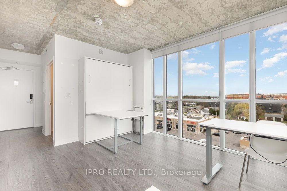 1900 Simcoe Street N, #417