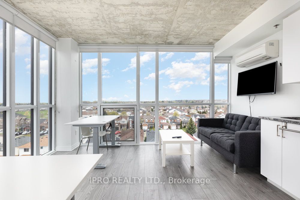 1900 Simcoe Street N, #417
