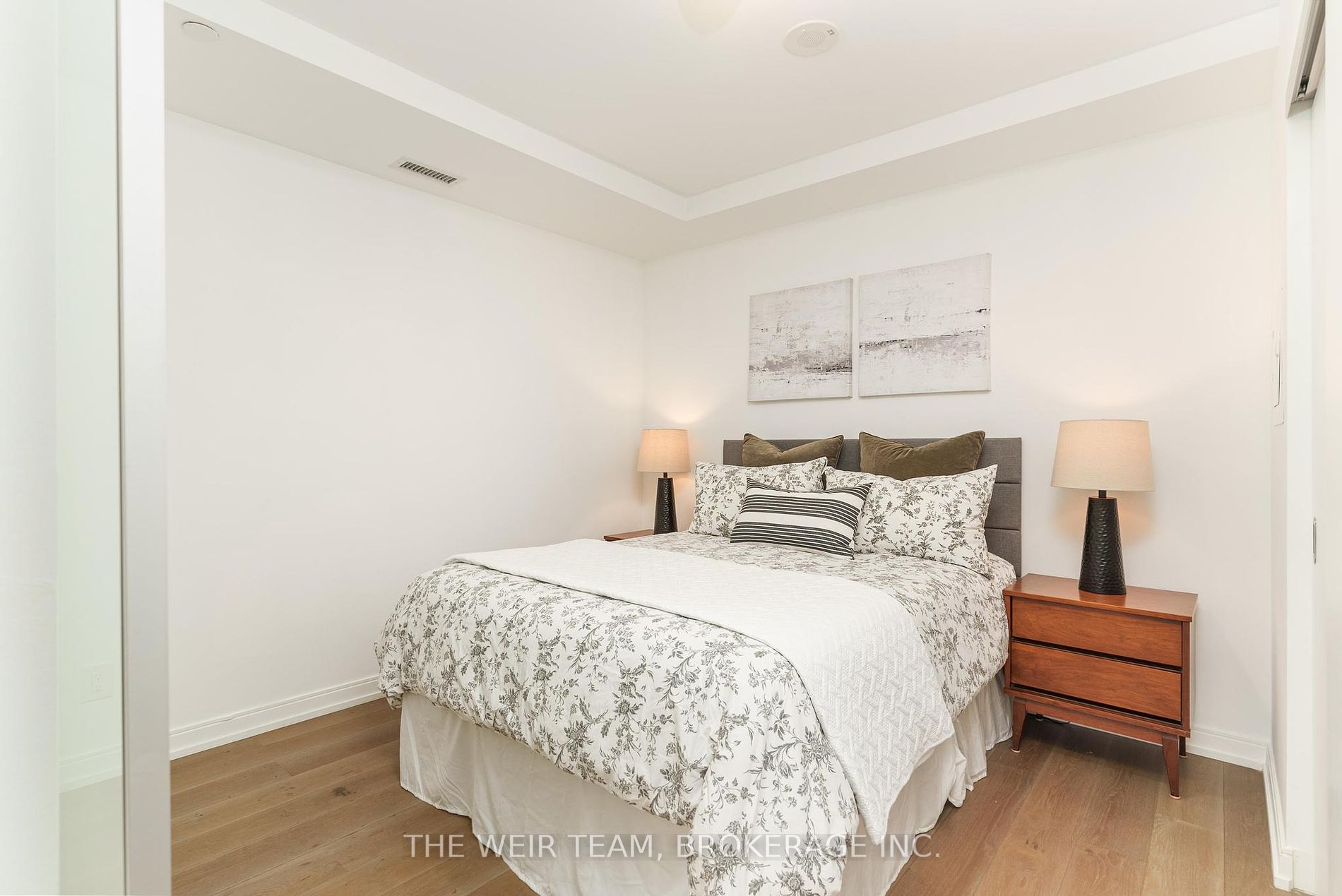 1100 Kingston Road, #202