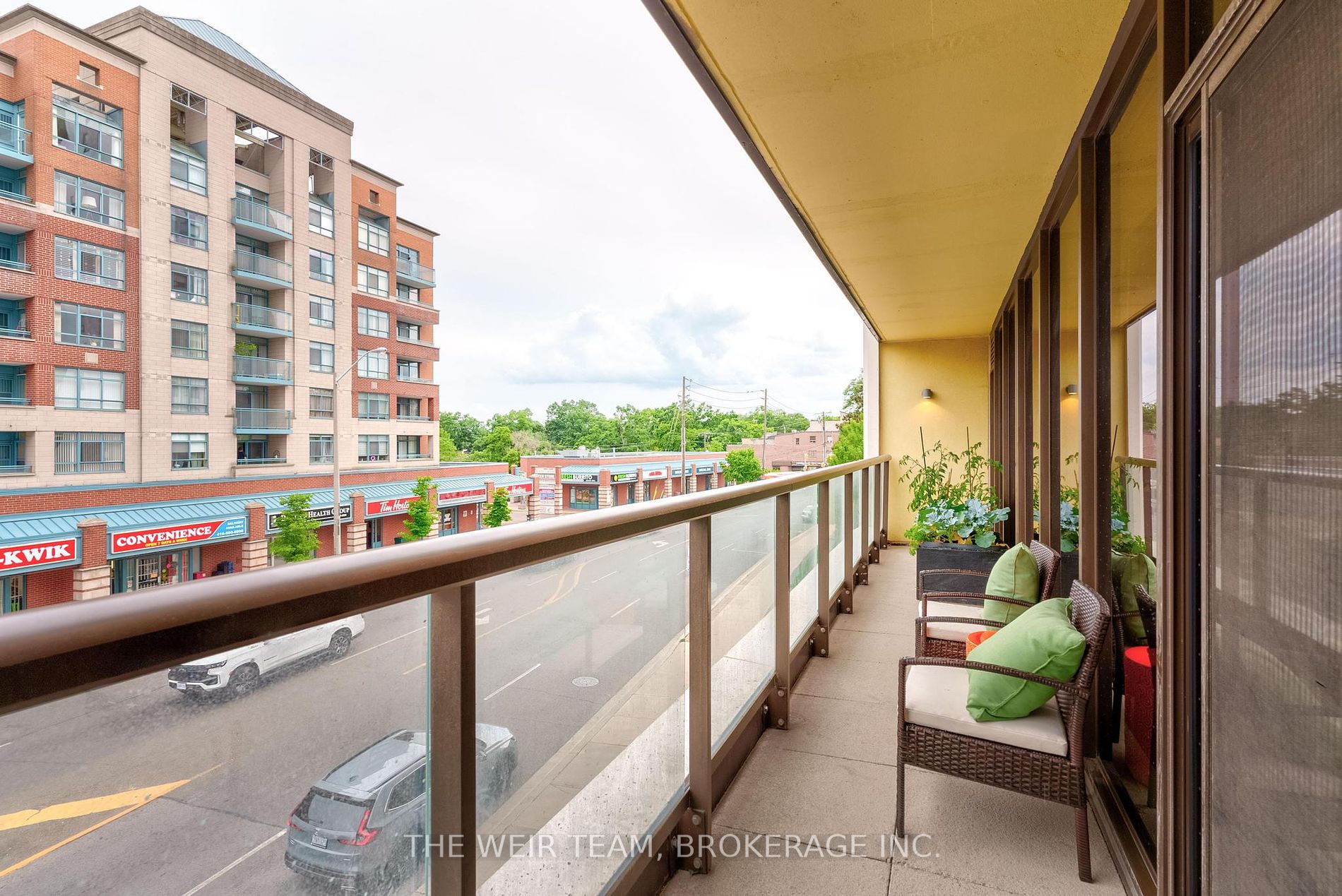 1100 Kingston Road, #202