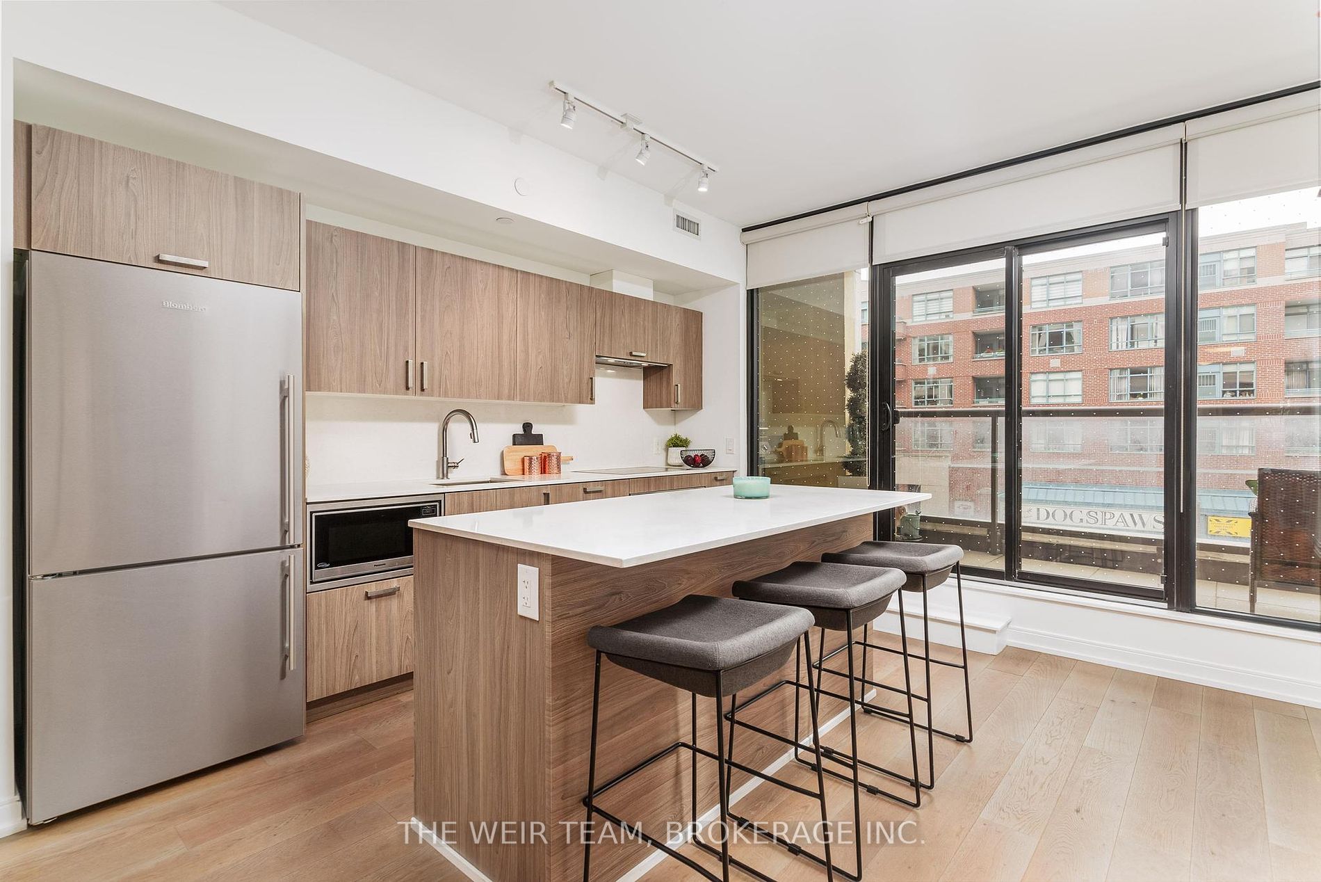 1100 Kingston Road, #202