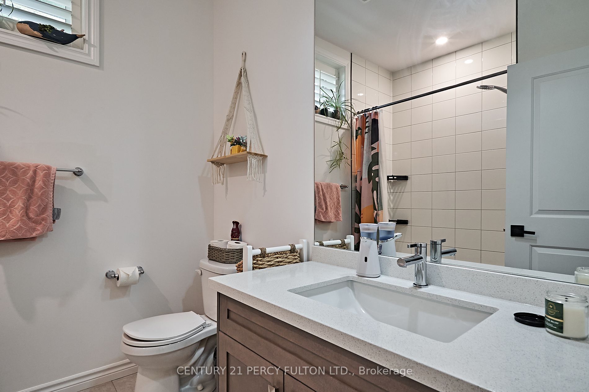43 Harry Lee Cres