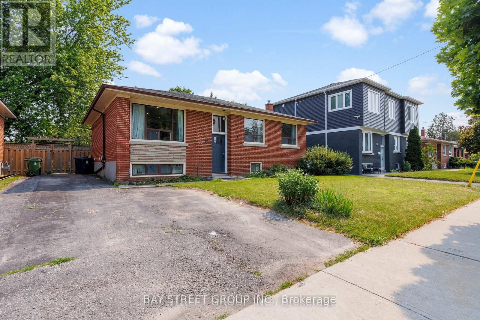 29 Greenock Ave