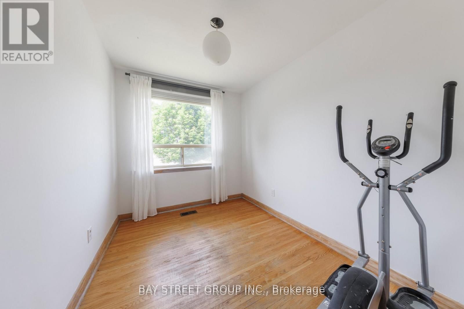 29 Greenock Ave