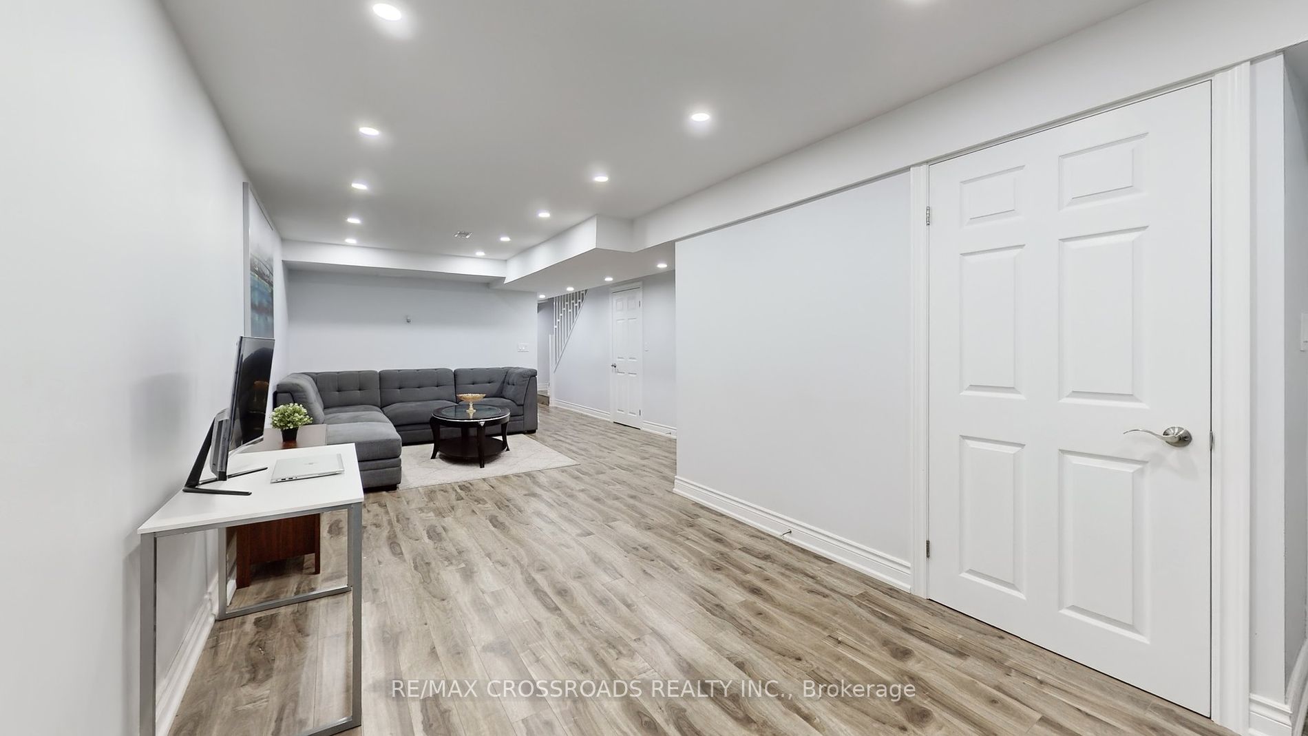 45 Tozer Crescent