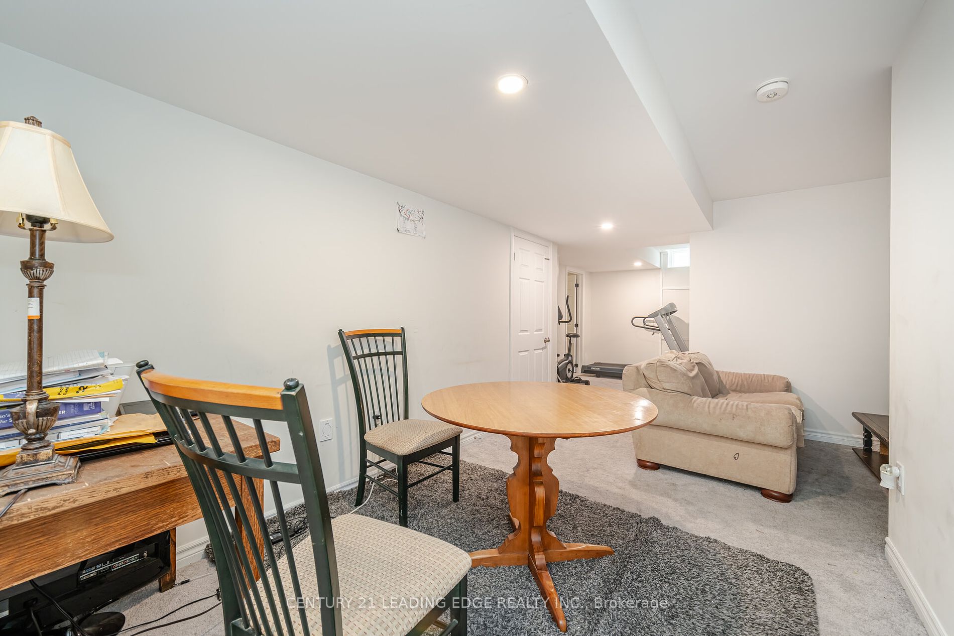 295 Northglen Boulevard