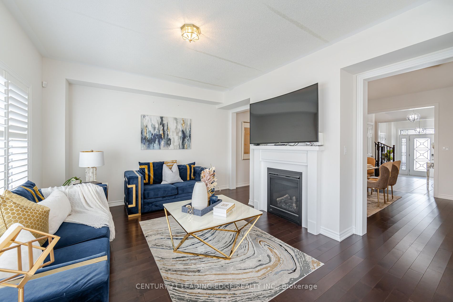 295 Northglen Boulevard