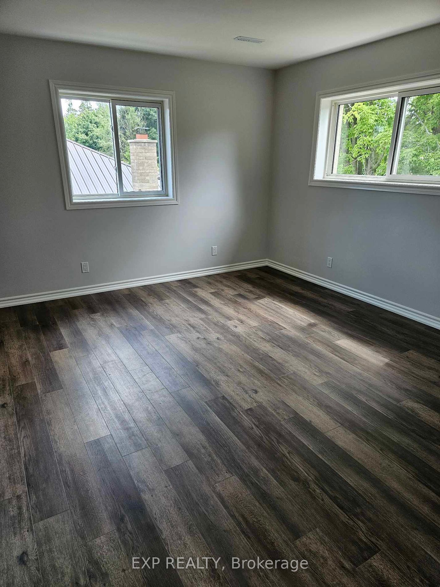 9 Atkinson Ave, #Upper