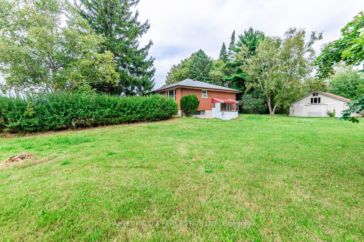 601 Townline Rd N