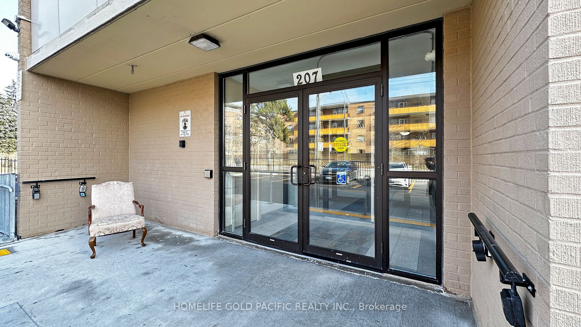 207 Galloway Road #403