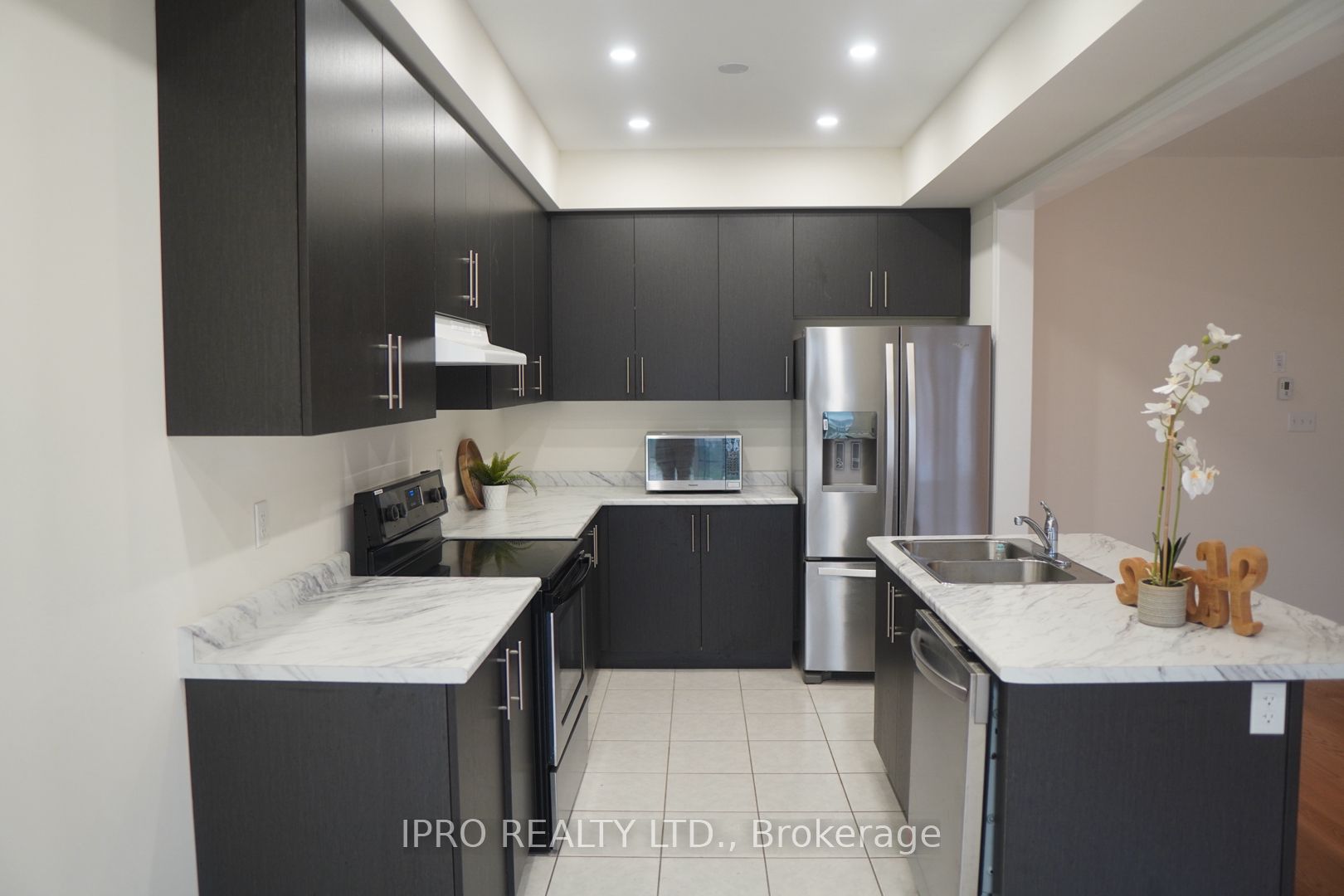 1113 Skyridge Boulevard