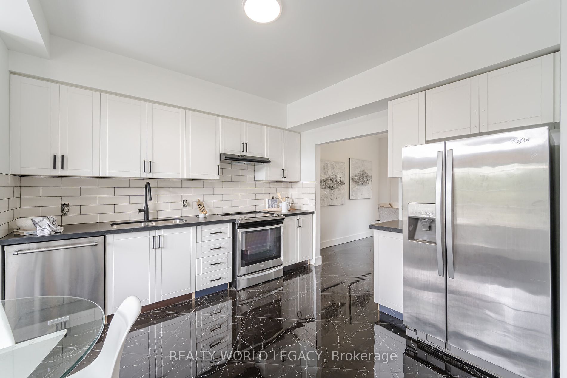 70 Mcfeeters Cres