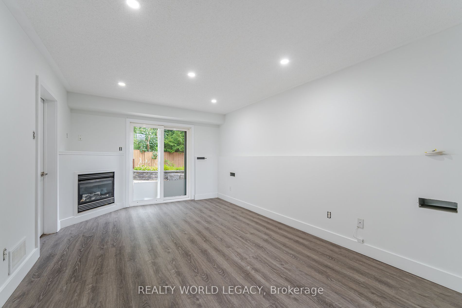 70 Mcfeeters Cres