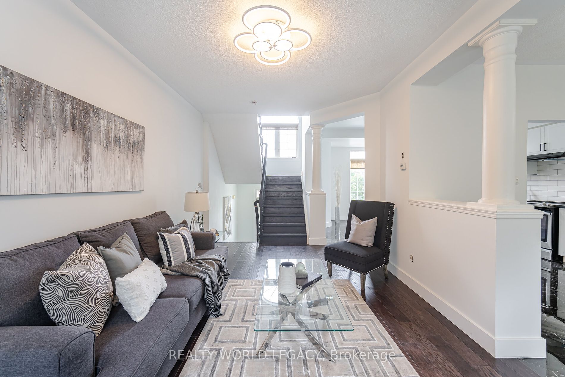 70 Mcfeeters Cres