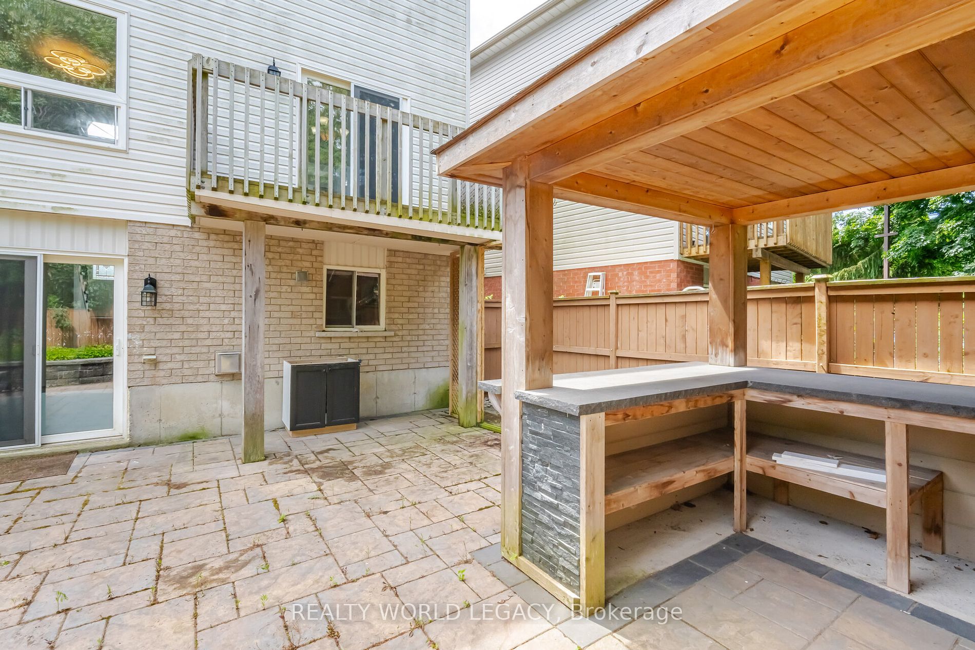 70 Mcfeeters Cres