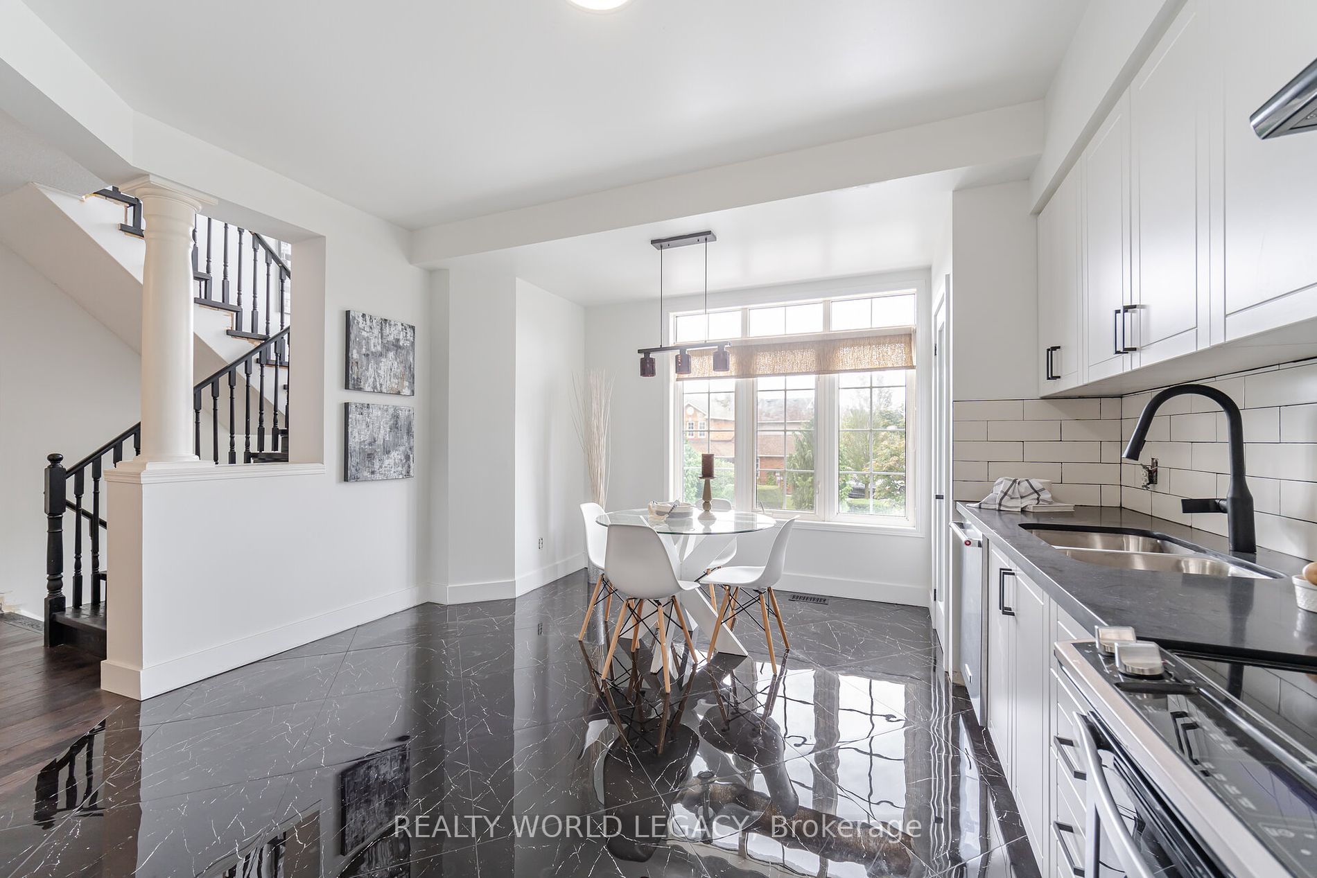 70 Mcfeeters Cres
