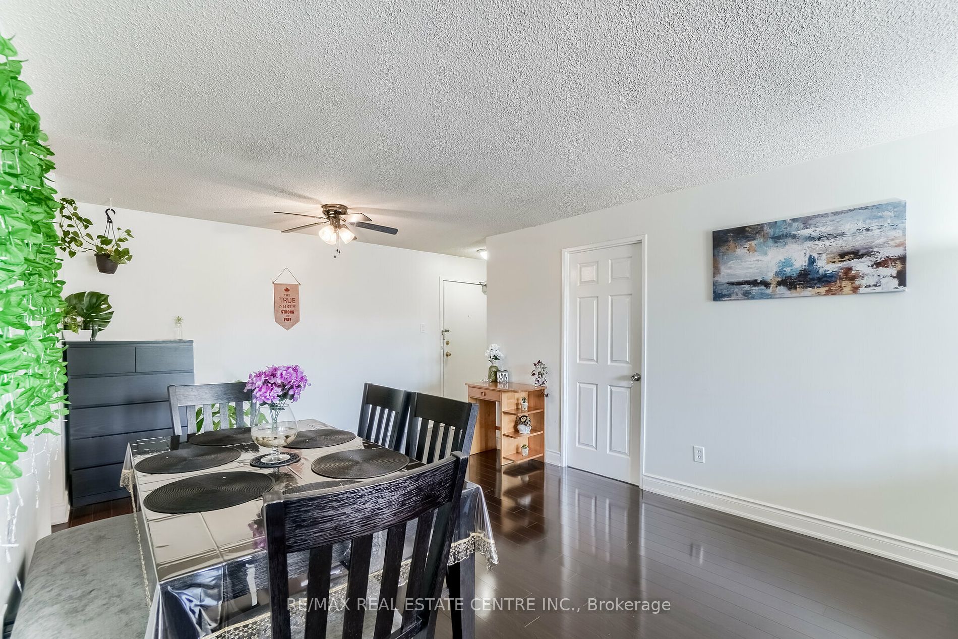 99 Blackwell Ave, #208