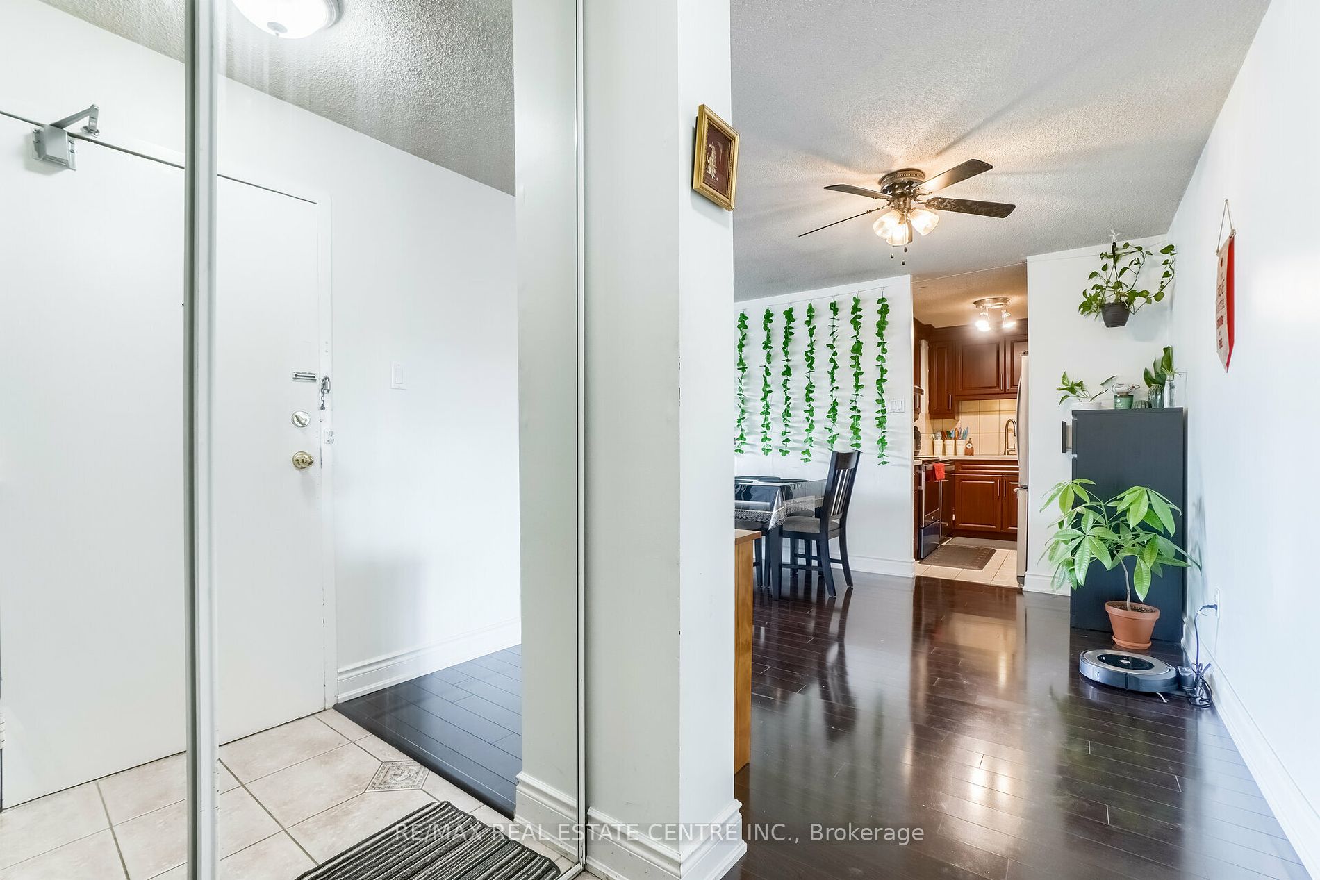 99 Blackwell Ave, #208