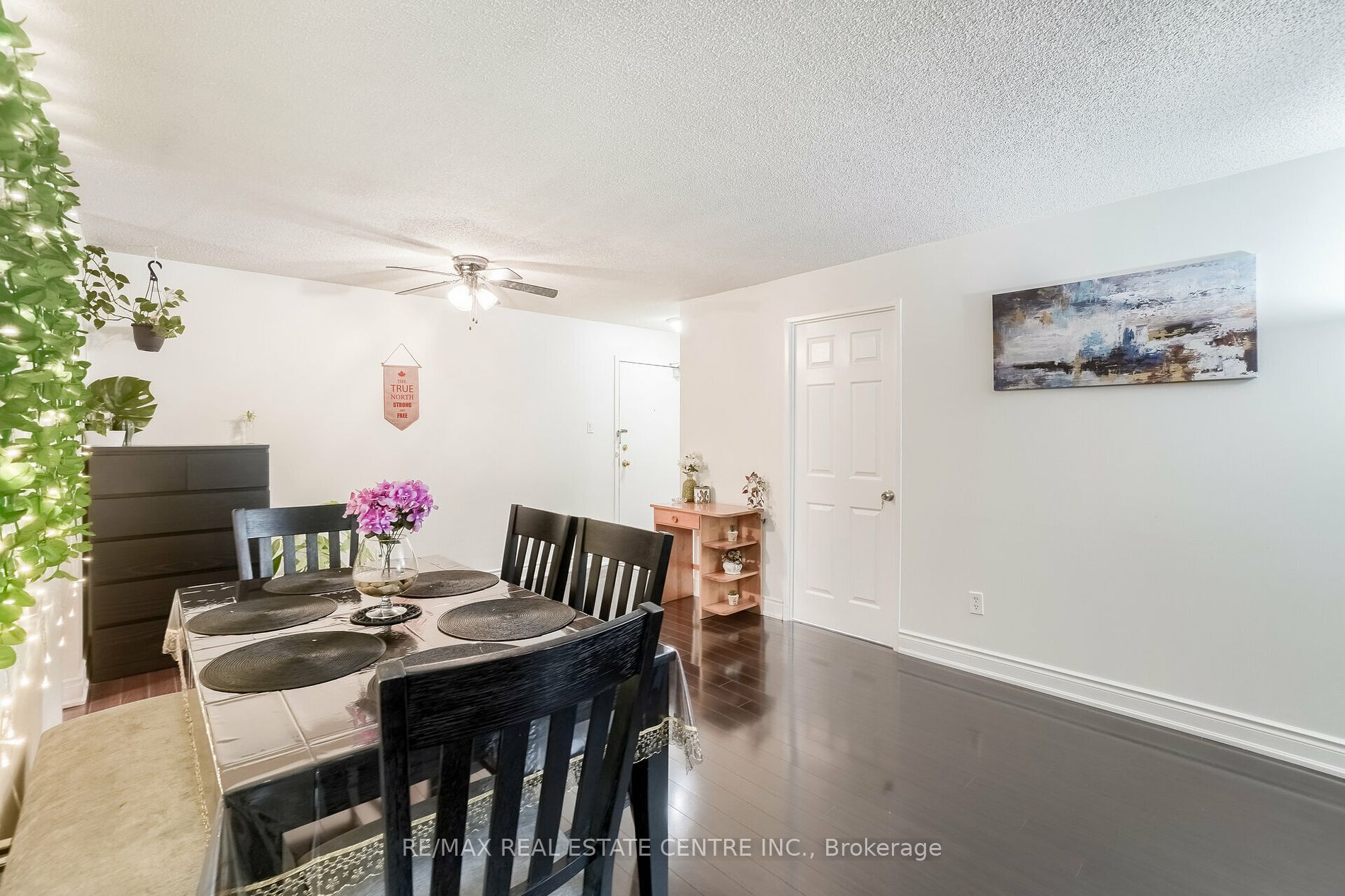 99 Blackwell Ave, #208