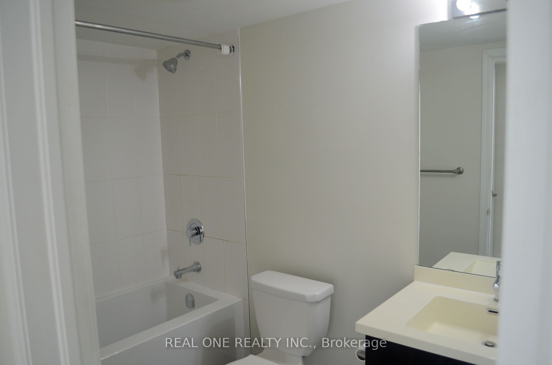 1070 Progress Ave, #202