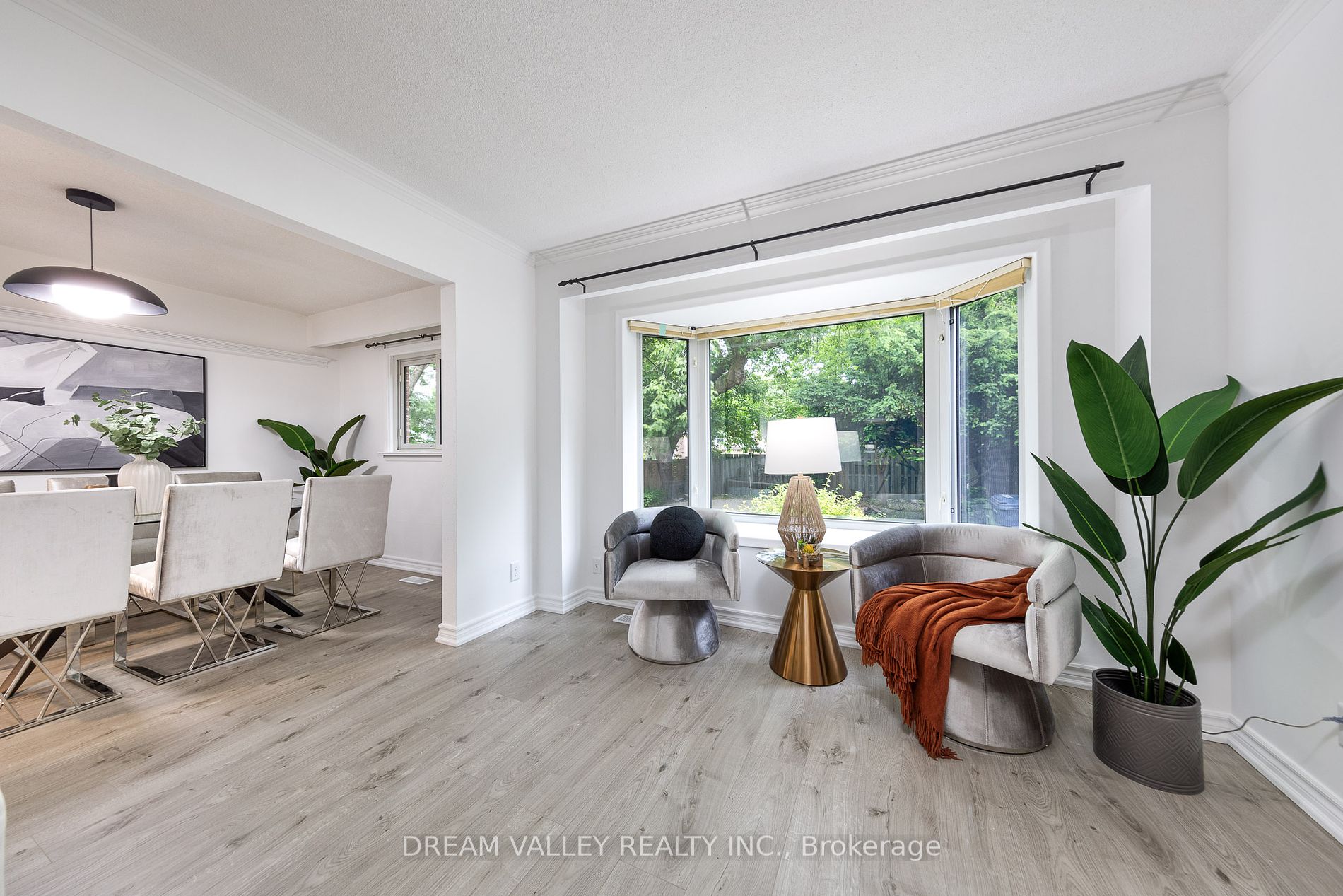 27A St Quentin Ave