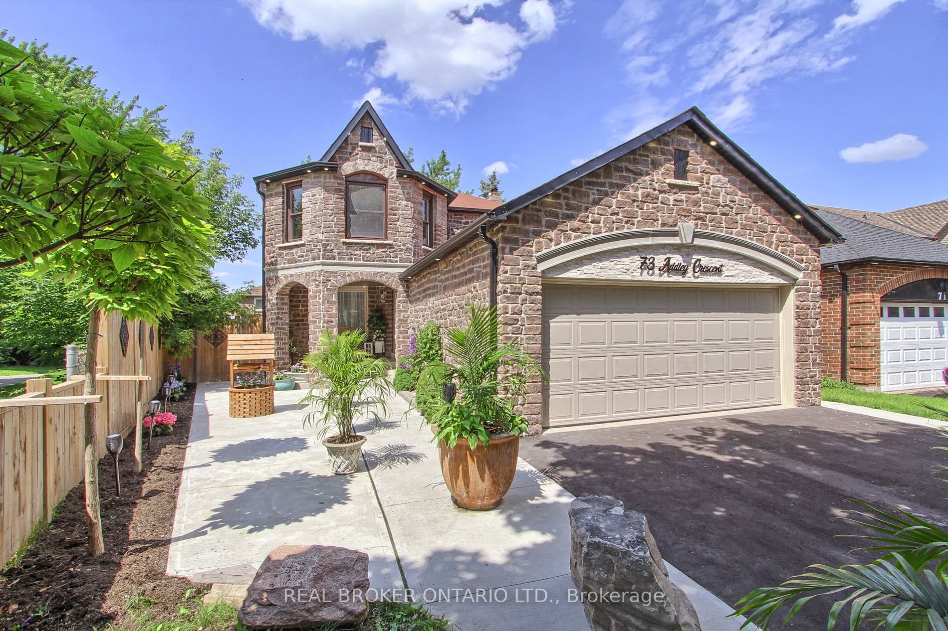 73 Addley Crescent