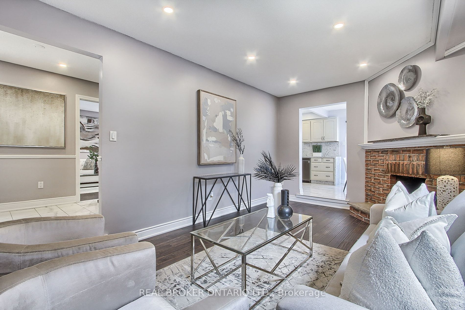 73 Addley Crescent
