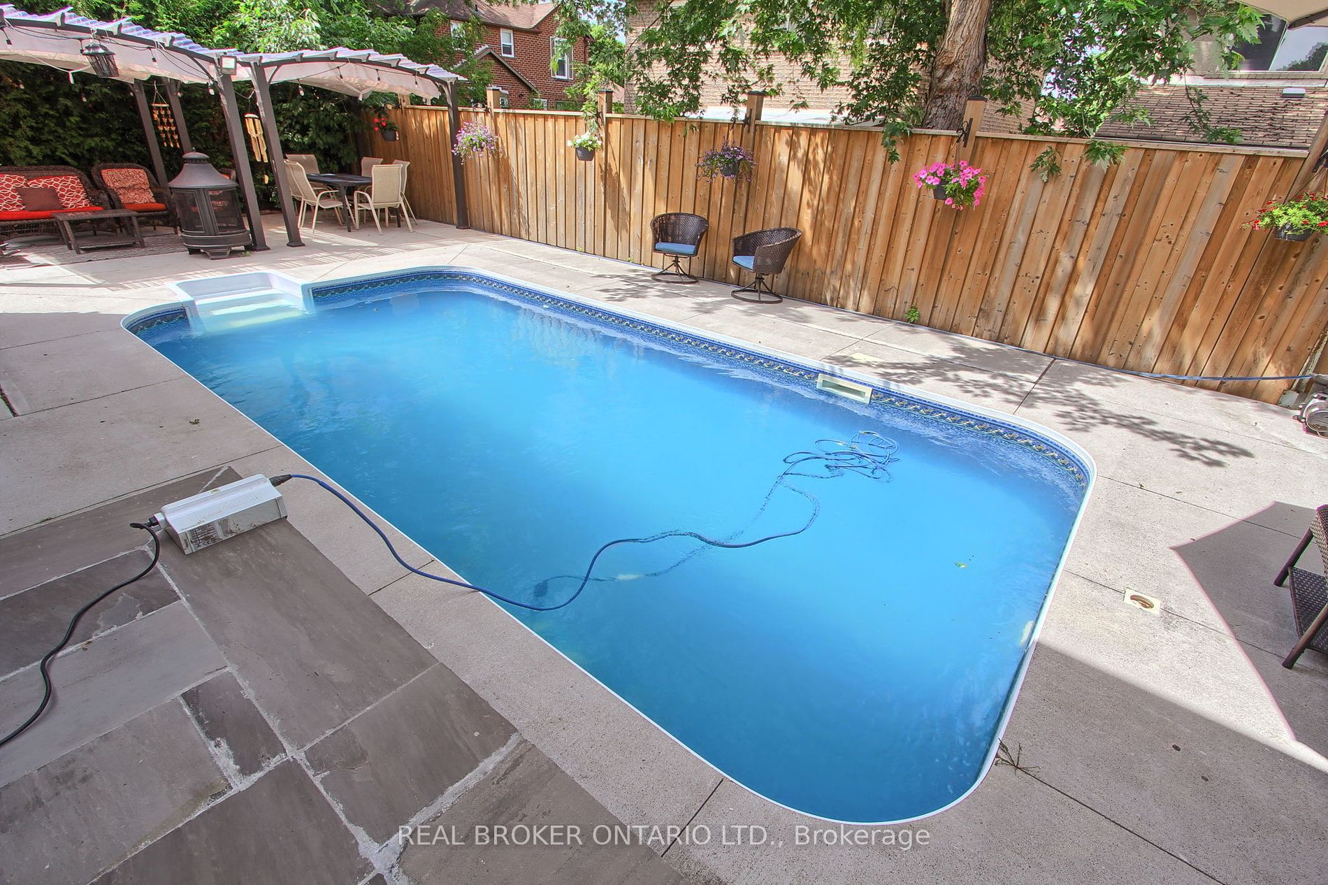 73 Addley Crescent