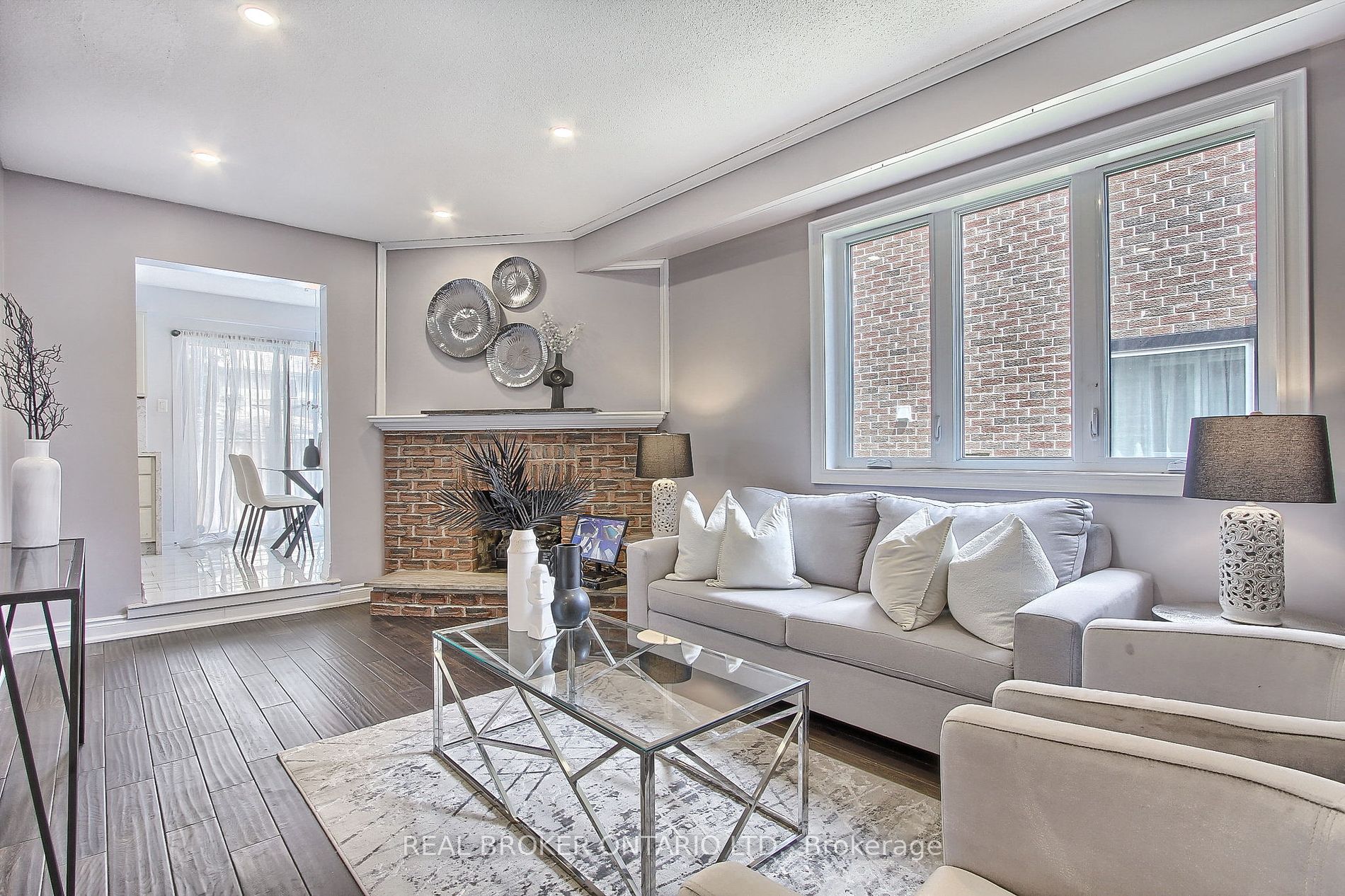 73 Addley Crescent