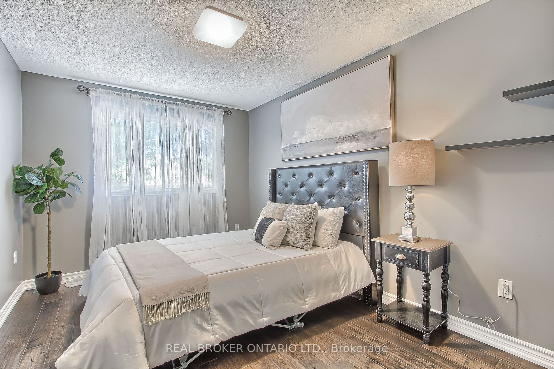73 Addley Crescent