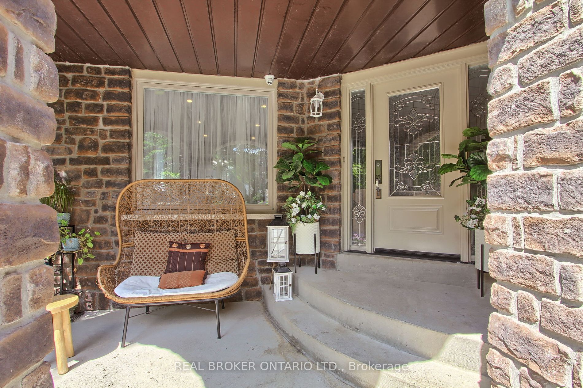 73 Addley Crescent