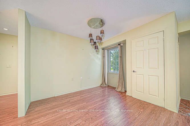61 Clarington Boulevard #102