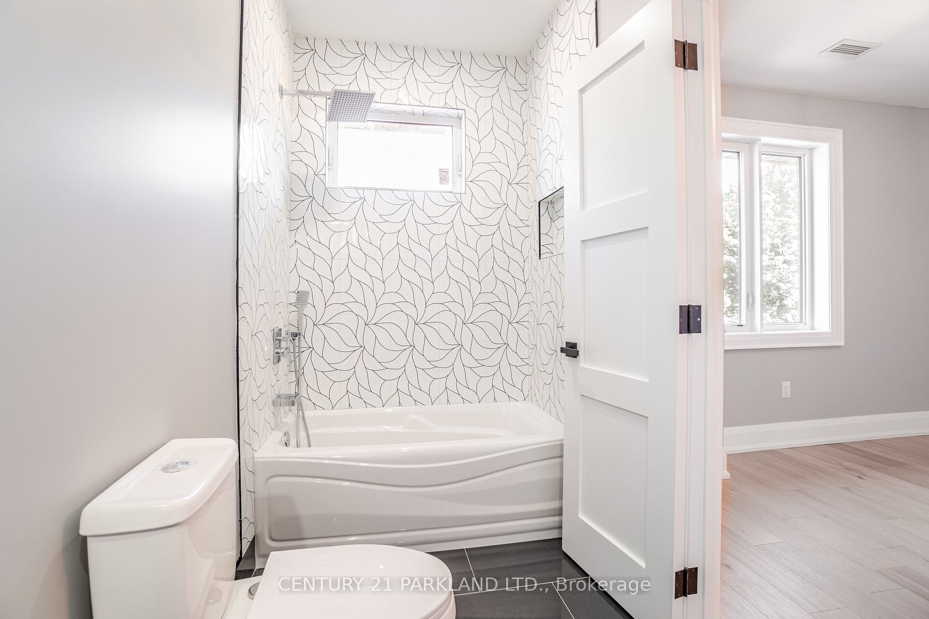 21 Falaise Rd