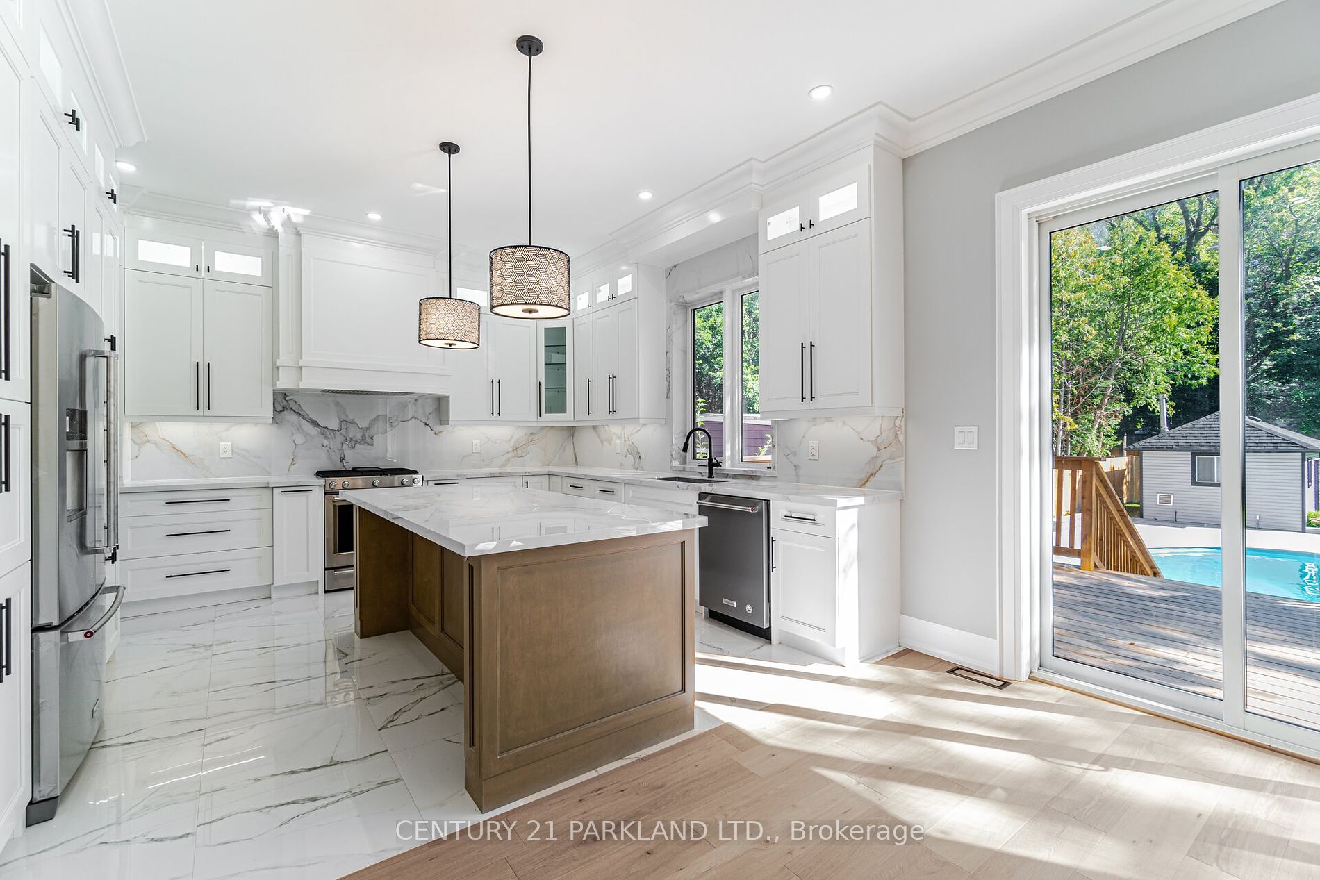 21 Falaise Rd