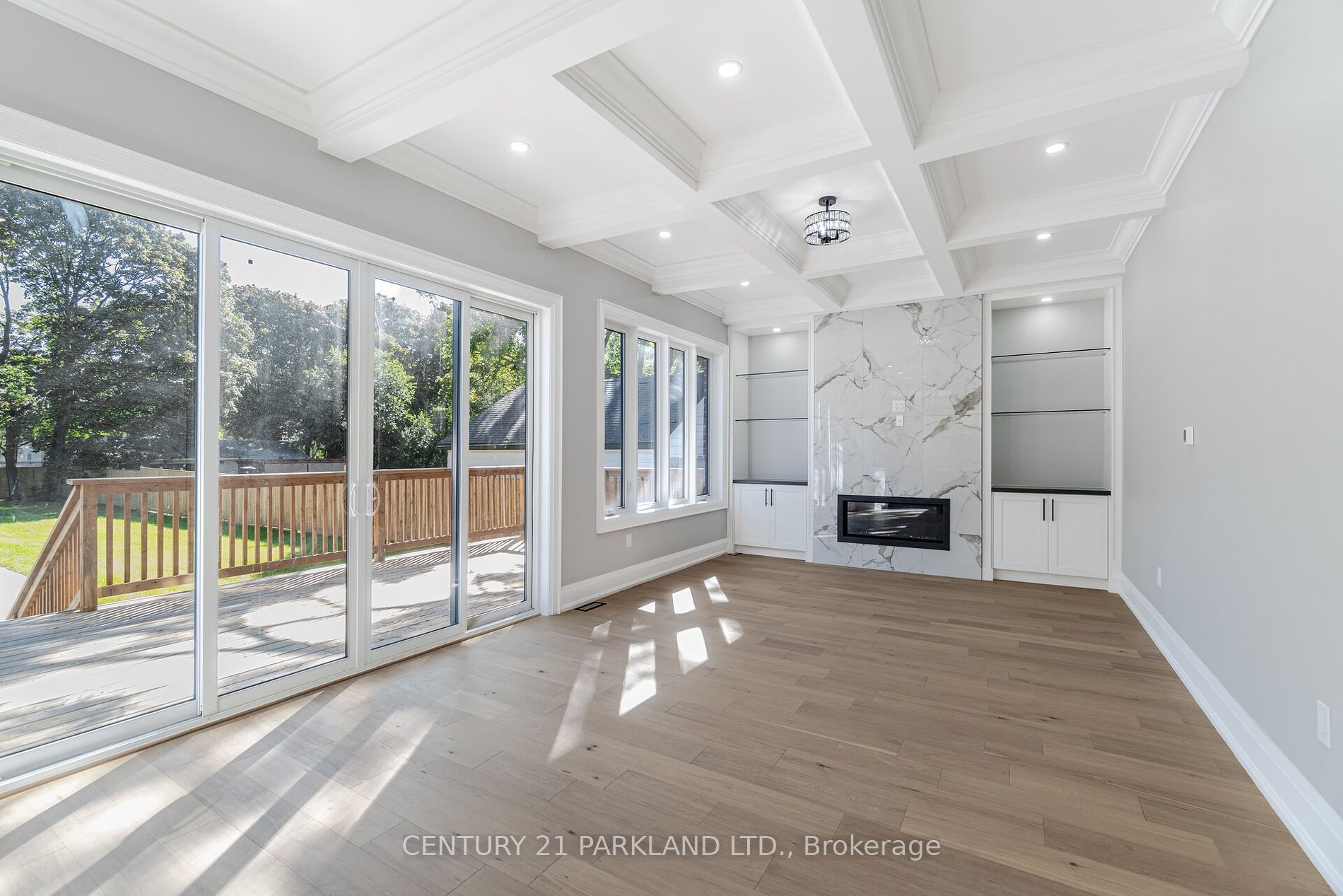 21 Falaise Rd