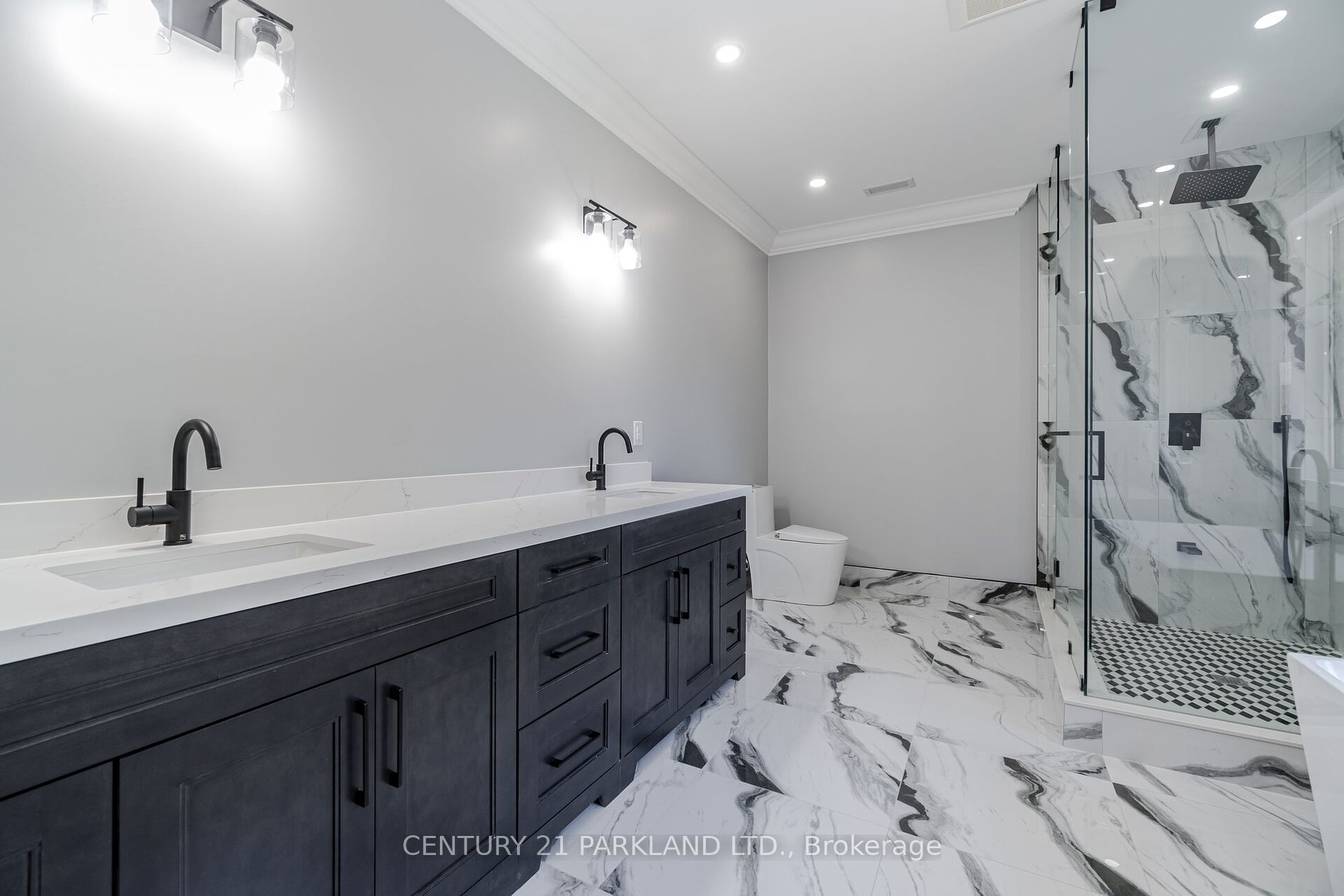 21 Falaise Rd