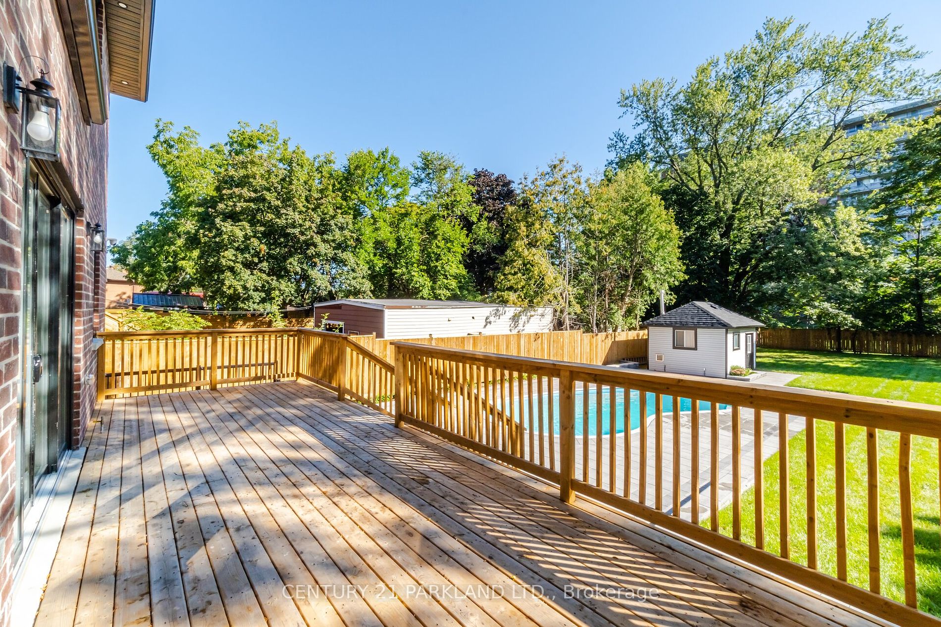 21 Falaise Rd