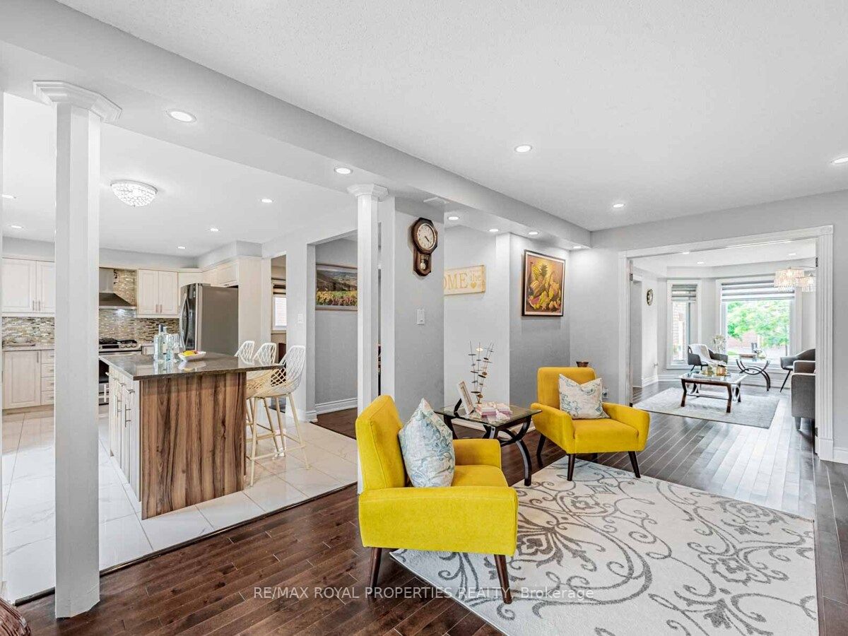 2197 Wildwood Crescent