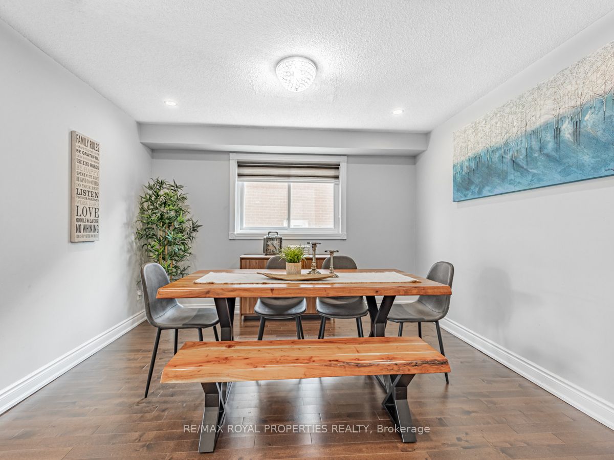 2197 Wildwood Crescent