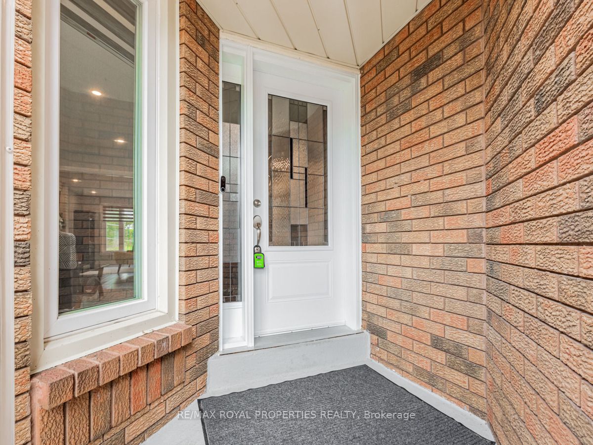 2197 Wildwood Crescent