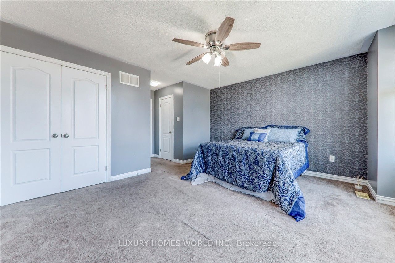 25 Swansea St