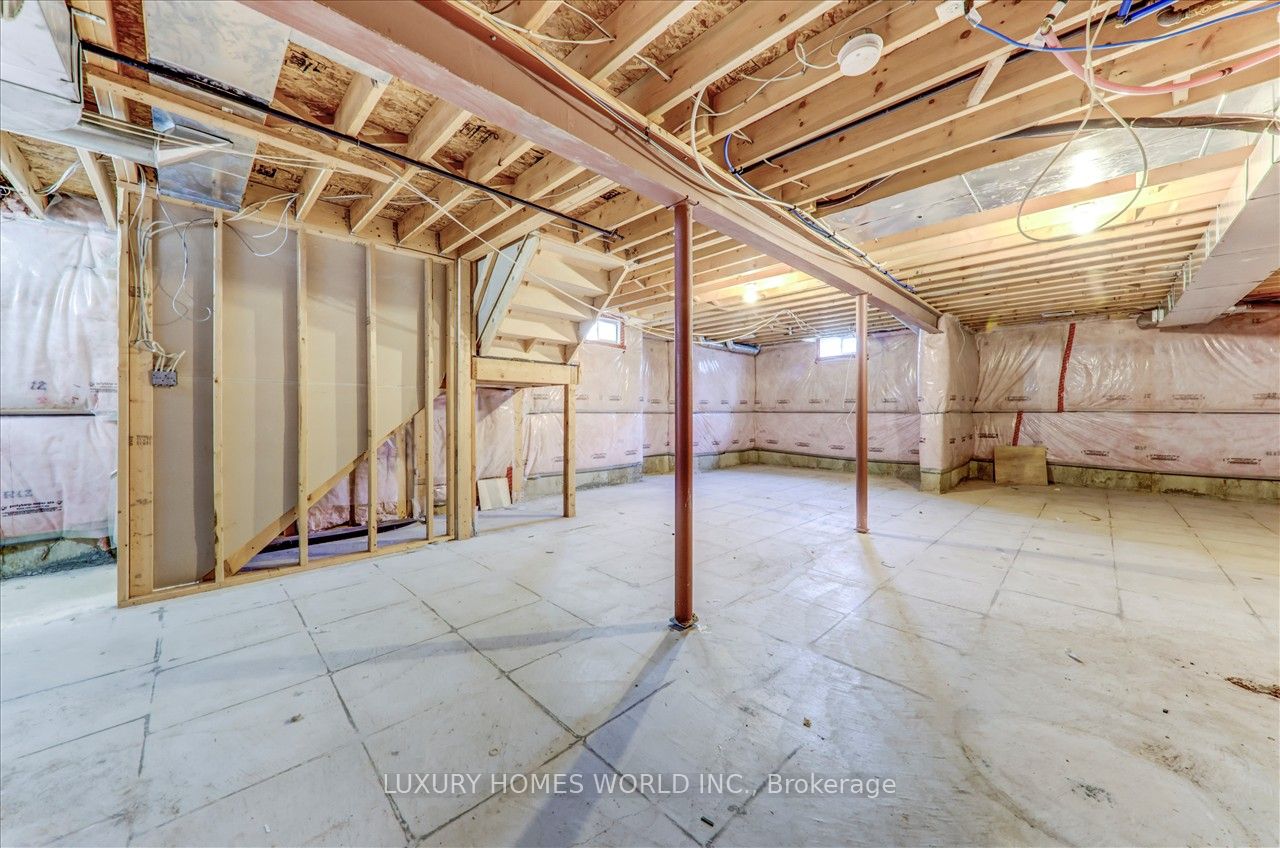 25 Swansea St