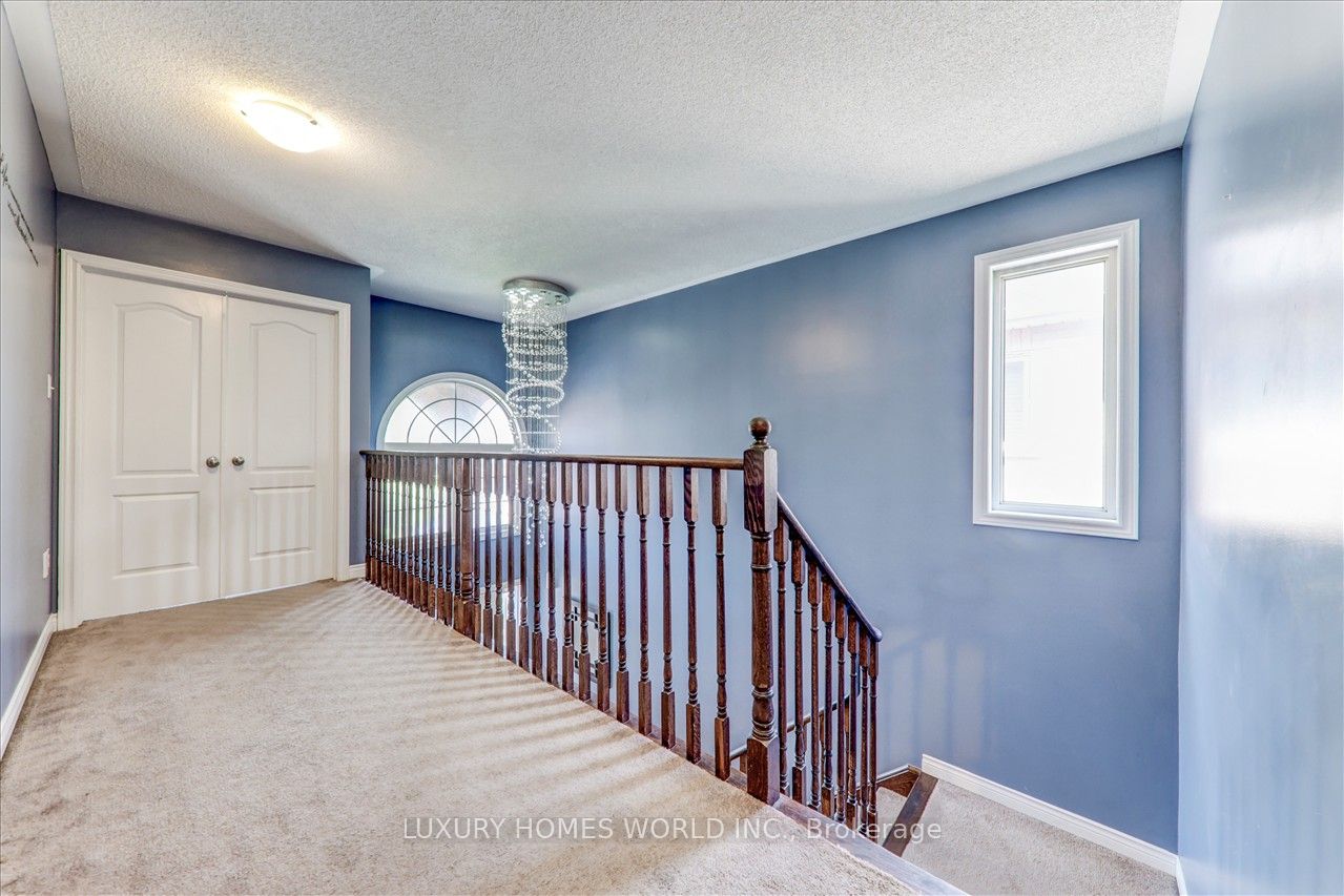 25 Swansea St