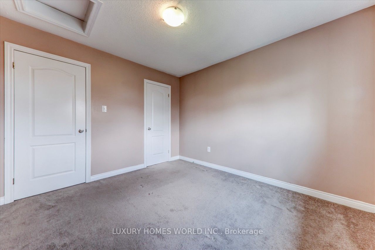 25 Swansea St