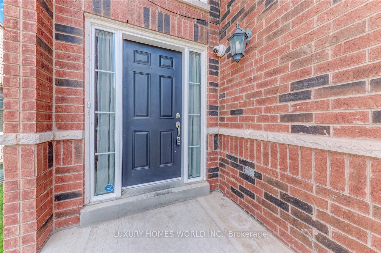 25 Swansea St