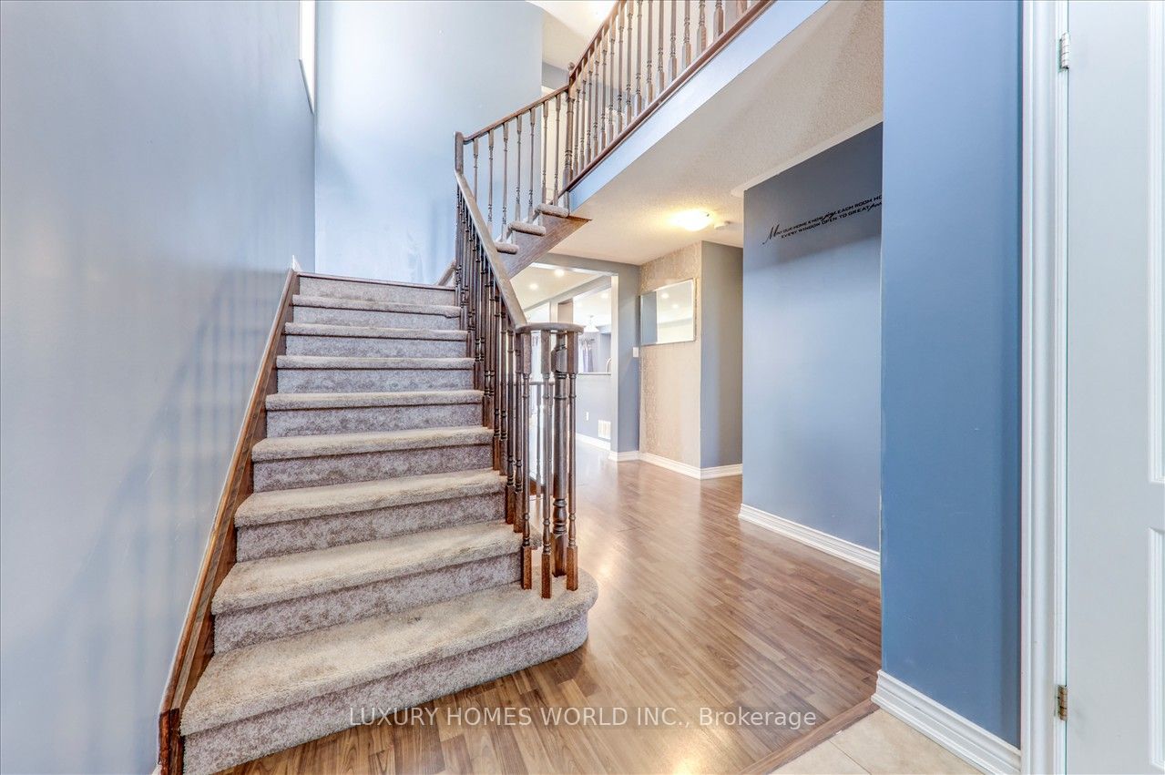 25 Swansea St