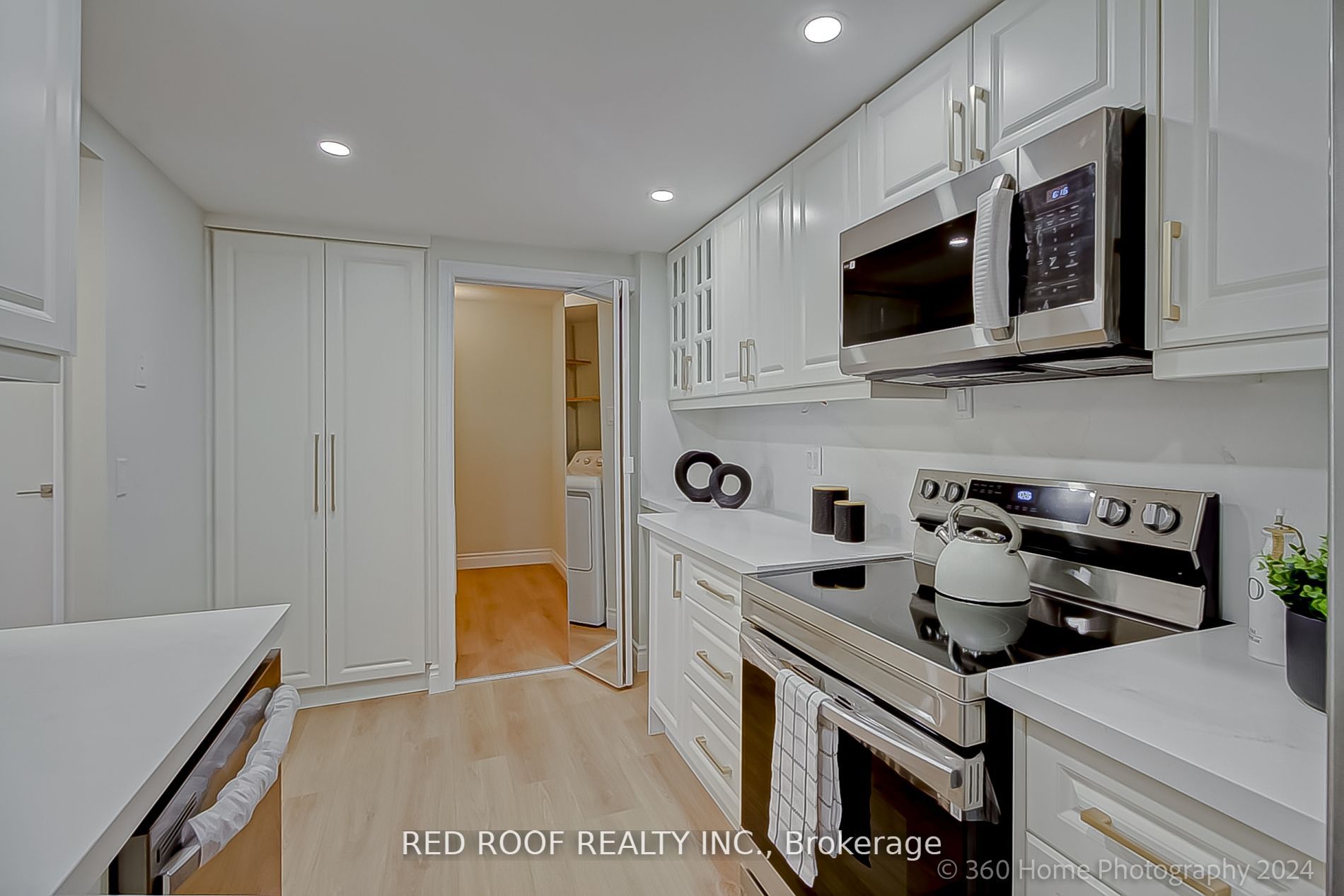 45 Huntingdale Blvd, #604